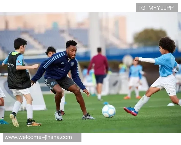 博雷戈称赞奎因沉稳表现认为年轻球员展现出成熟选择