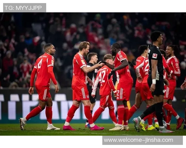 拜仁慕尼黑创德甲历史新纪录连续18场比赛进球2次以上仅次于13-14赛季